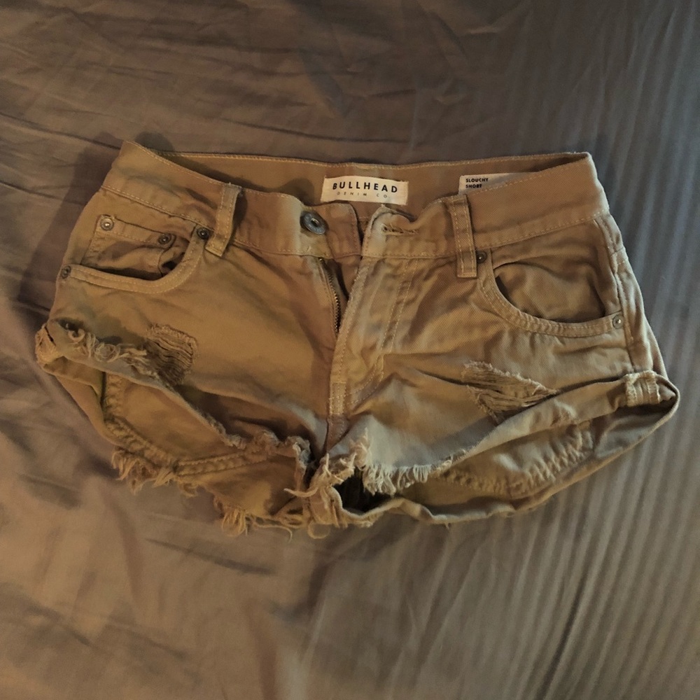 Tan bullhead shorts pacsun